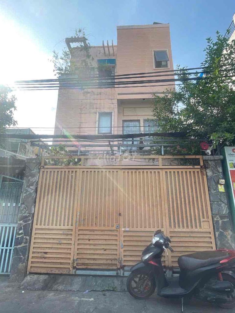 HẼM XE TẢI PHƯỜNG 2 Q4 GIÁP QUẬN1 DT 75M2 ĐẤT NGANG SIÊU BỀ THẾ NỞ. Mua bán nhà ở tại Quận 4 Tp Hồ Chí Minh được đăng bởi THÀNH NHÀ THẬT CHUYÊN Q4 hình 1