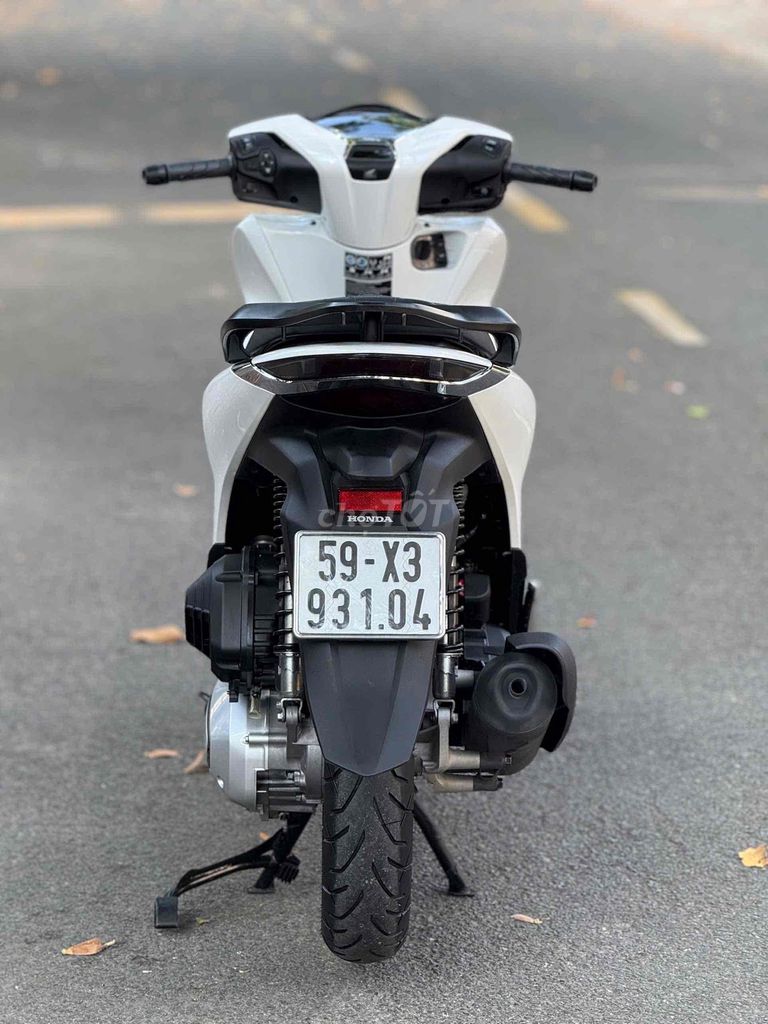 SH 160i CBS 2023 TRÂNG BSTP. Mua bán Xe máy tại Thành phố Thủ Đức Tp Hồ Chí Minh được đăng bởi Vũ Vũ hình 2