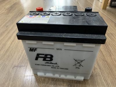 Bình Acquy 12V theo xe Toyota Cross Thái Lan. Mua bán Phụ tùng xe tại Quận Nam Từ Liêm Hà Nội được đăng bởi TÂM