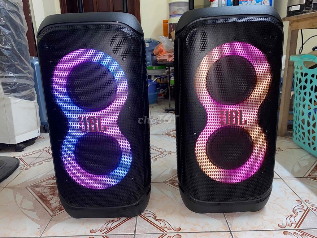 Loa Bluetooth JBL Partybox 320 (1+1) còn BH. Mua bán Tivi, Âm thanh tại Quận Hoàng Mai Hà Nội được đăng bởi Bùi Nhật Linh hình 1
