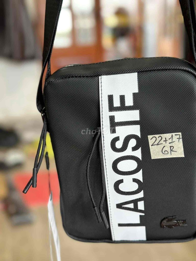 Đeo chéo LACOSTE size 22x17x6 fom hộp rất đẹp