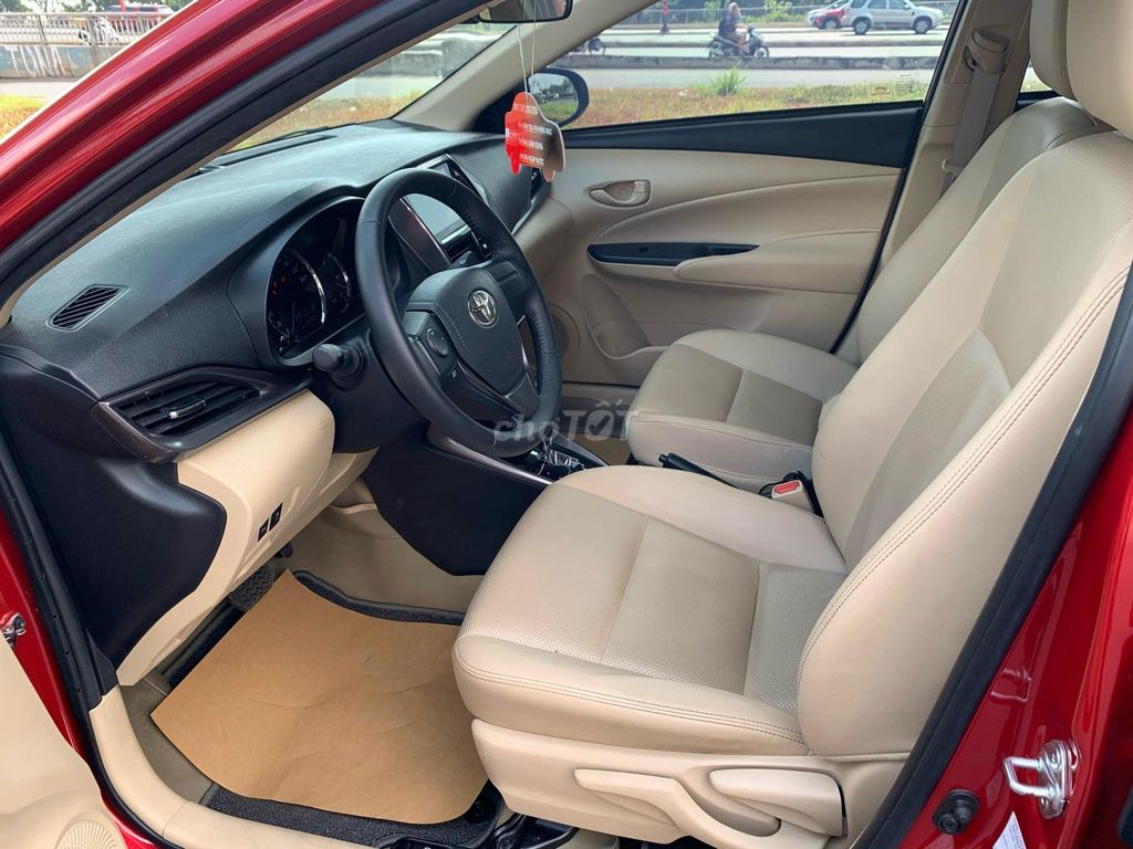 Toyota Vios 1.5 E CVT Đki 2023 màu đỏ zin. Mua bán Ô tô tại Quận Gò Vấp Tp Hồ Chí Minh được đăng bởi Quang hình 4