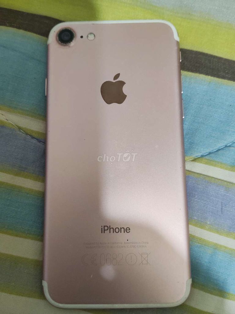 Apple iPhone 7 32GB Vàng hồng Like New. Mua bán Điện thoại tại Thành phố Thủ Đức Tp Hồ Chí Minh được đăng bởi Võ Dũng hình 1