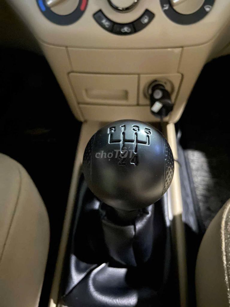 Gentra SX số sàn 2008. Mua bán Ô tô tại Quận 8 Tp Hồ Chí Minh được đăng bởi Chị Tuyết hình 4