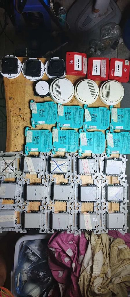 Thiết bị báo cháy Honeywell Notifier Đỏ, Trắng. Mua bán Đồ chuyên dụng, Giống nuôi trồng tại Quận Đống Đa Hà Nội được đăng bởi Long hình 1