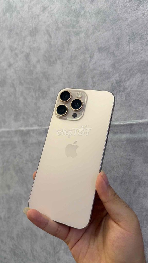 Apple iPhone 16 Pro Max 256GB Vàng Việt Nam Mới. Mua bán Điện thoại tại Thành phố Buôn Ma Thuột Đắk Lắk được đăng bởi Văn Huy Nguyễn hình 1