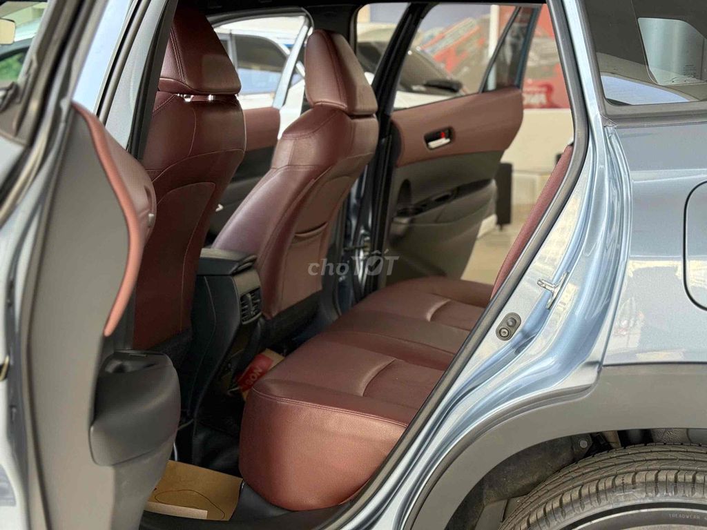 Corolla Cross 1.8V 2021 - Xe 1 Chủ - Giá TL. Mua bán Ô tô tại Quận Gò Vấp Tp Hồ Chí Minh được đăng bởi Thanh Trang Toyota Sure hình 6