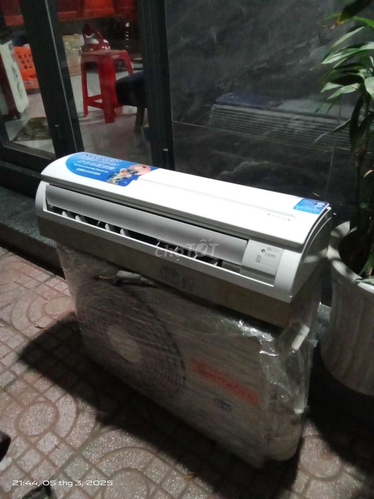 máy lạnh Hitachi 150 HP inverter