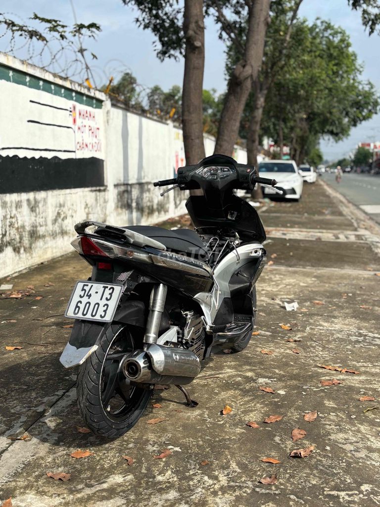 thanh lý 2010 fi. Mua bán Xe máy tại Thị xã Bến Cát Bình Dương được đăng bởi xe máy trả góp tín nghĩa  hình 4