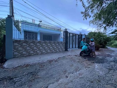BÁN NHÀ 2 TẦNG TÂN PHÚ TRUNG – CỦ CHI | GIÁ CHỈ 20 TRIỆU/M² – SỔ HỒNG. Mua bán nhà ở tại Huyện Củ Chi Tp Hồ Chí Minh được đăng bởi Phạm Muội