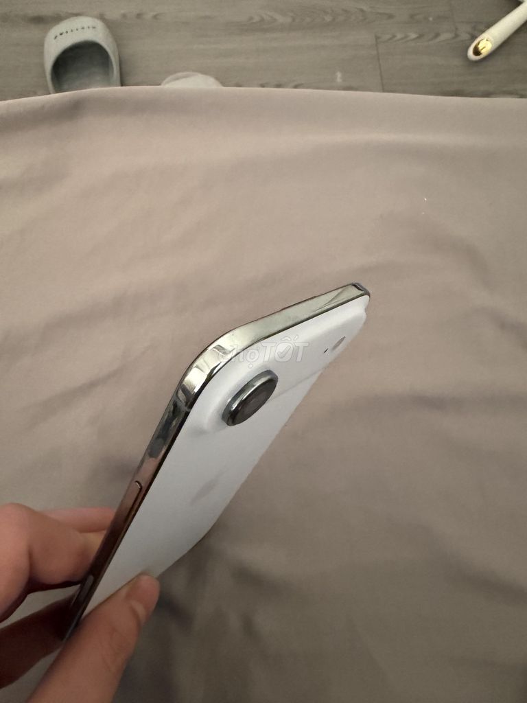Apple iPhone 17 Air Trắng. Mua bán Điện thoại tại Quận Long Biên Hà Nội được đăng bởi Ly tung long hình 1