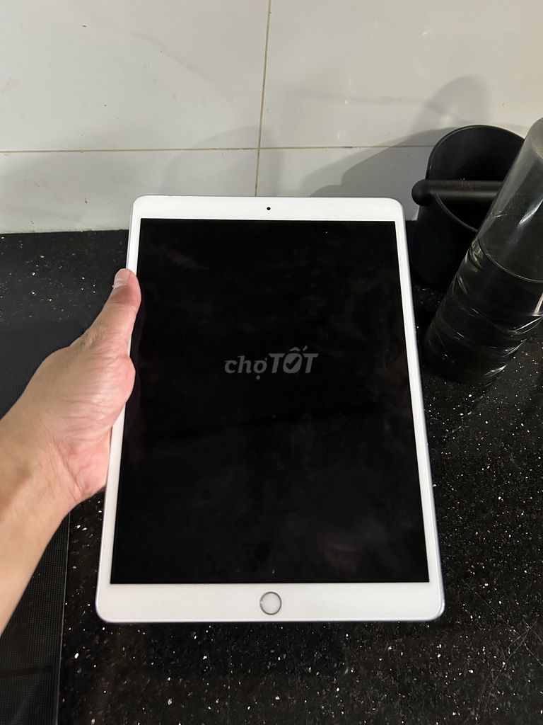 Apple iPad Pro 256GB Wifi Bạc. Mua bán Máy tính bảng tại Thành phố Nha Trang Khánh Hòa được đăng bởi Bakeguy Bakehouse hình 1
