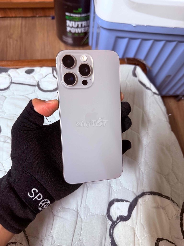 iPhone 15 Pro Max 256GB tự nhiên QT có khay sim. Mua bán Điện thoại tại Quận Hai Bà Trưng Hà Nội được đăng bởi Quang Minh hình 1