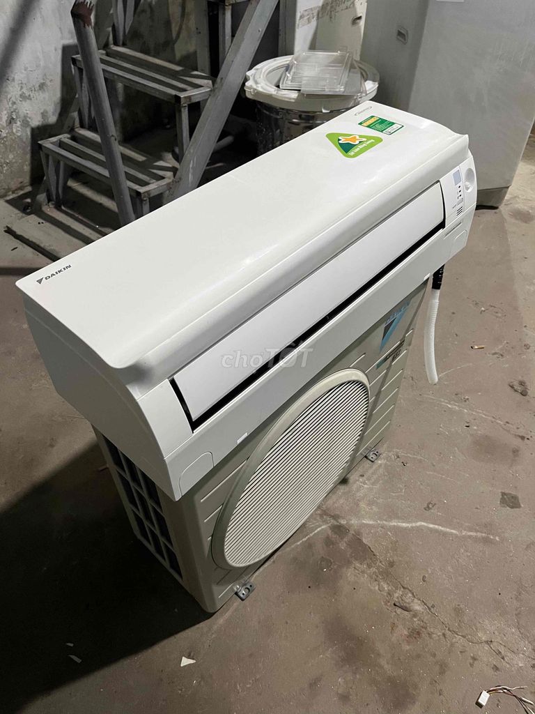 em thanh lí điều daikin inverter 12000btu 1 chiều