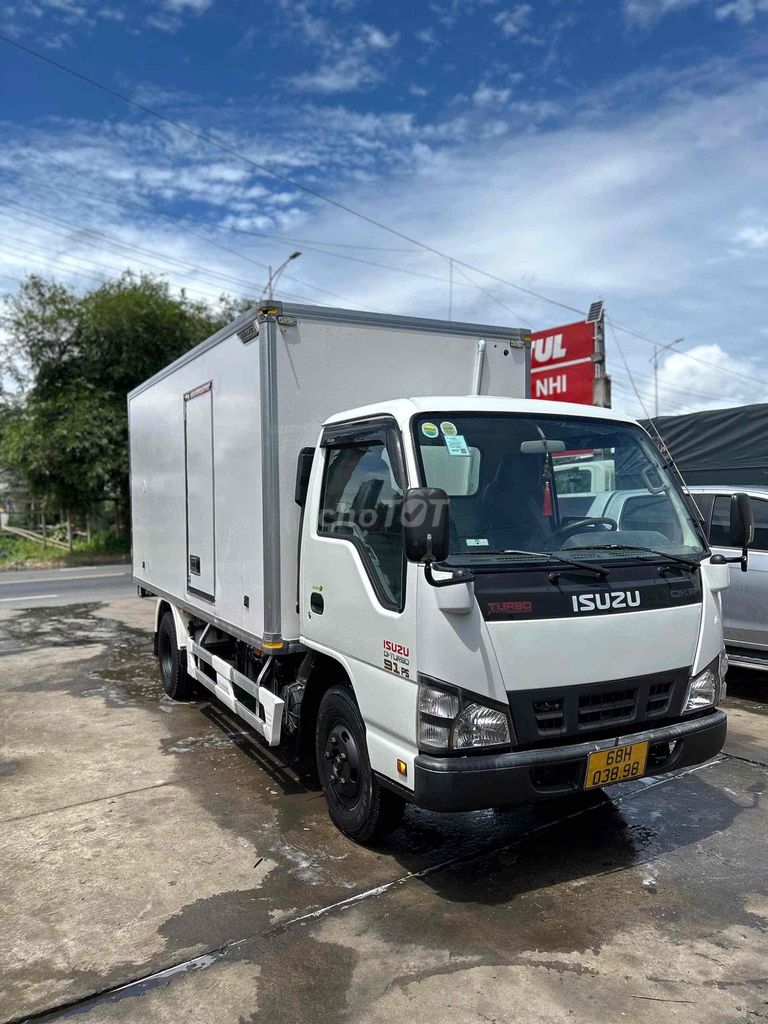 ISUZU QKR270 thùng Quyền ( Kín )  Tải 2 tấn thùng. Mua bán Xe tải, xe ben tại Quận Bình Thuỷ Cần Thơ được đăng bởi Phạm Nguyễn Băng Nhi hình 3