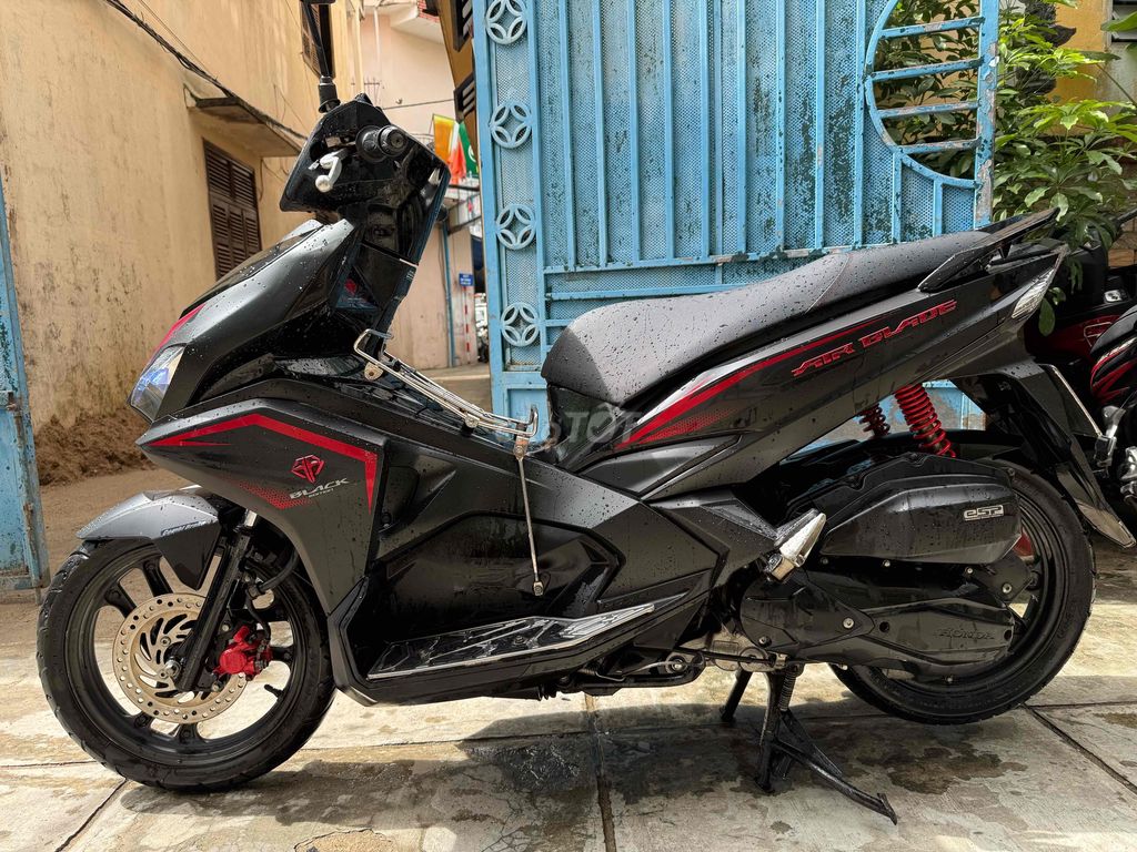 Ab 2019 khoá smartkey đen mù biển43. Máy rin êm.. Mua bán Xe máy tại Quận Thanh Khê Đà Nẵng được đăng bởi Nhan Nguyen hình 4