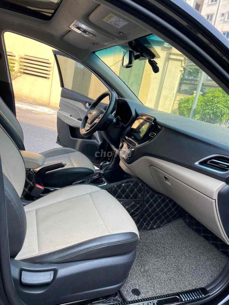 Hyundai Accent 2021 1.4 ATH màu đen , chính chủ. Mua bán Ô tô tại Quận Cầu Giấy Hà Nội được đăng bởi nguyen the huy hình 8