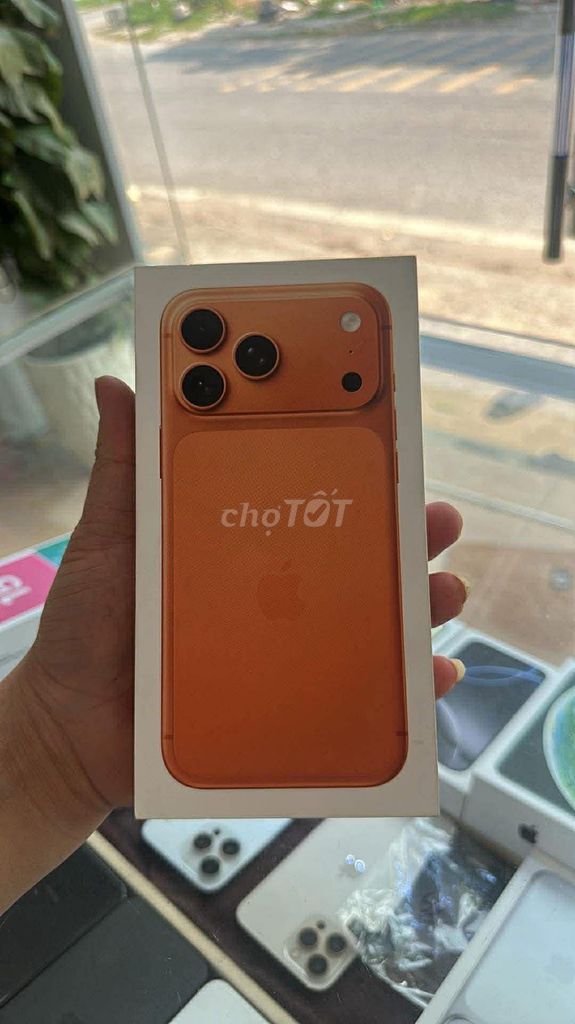 Apple iPhone màu Cam. Mua bán Điện thoại tại Huyện Gia Lâm Hà Nội được đăng bởi Thốn TV hình 1