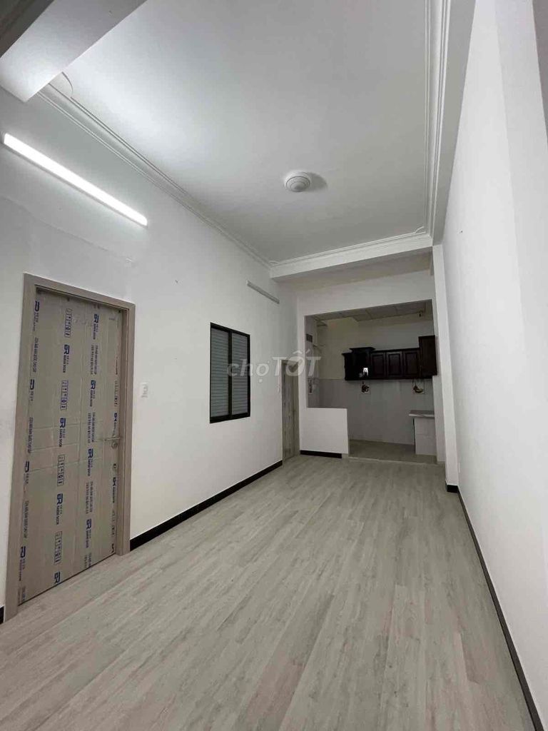 CÁCH 1 CĂN RA MẶT TIỀN NGUYỄN VĂN LƯỢNG-102M2-NGANG 7M-3TẦNG-7PN-11TY
