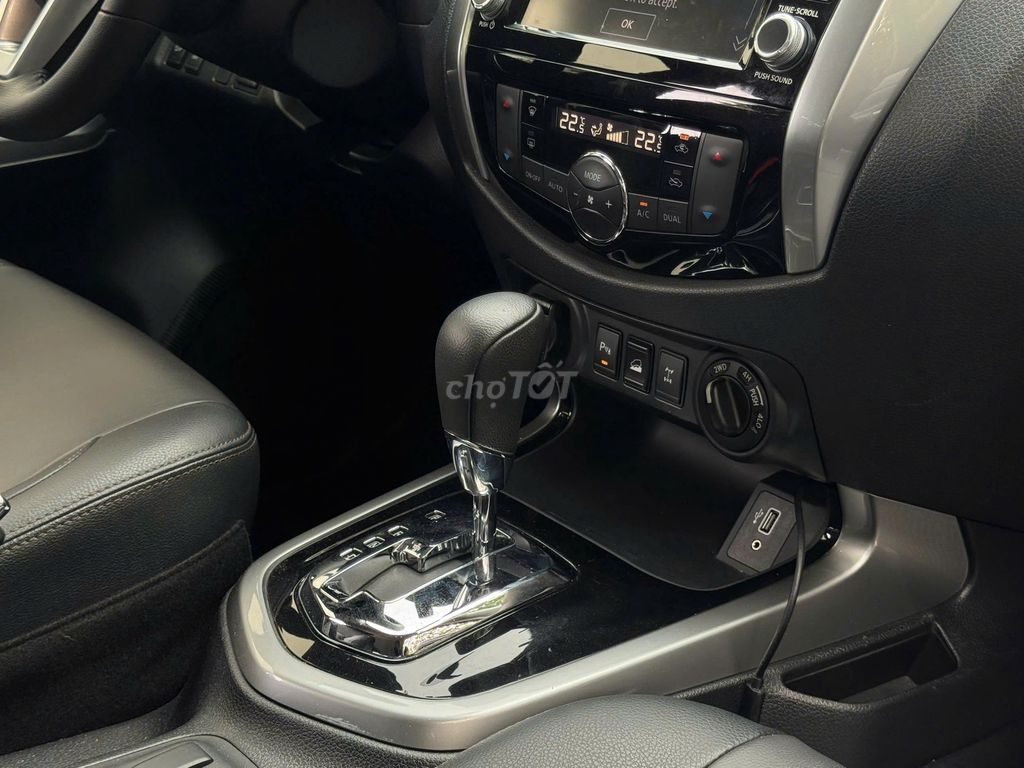 Nissan Navara 2023 VL Xám Đã Chạy 24.000 Km. Mua bán Ô tô tại Quận Tân Phú Tp Hồ Chí Minh được đăng bởi Hải Autoxe Lướt hình 14