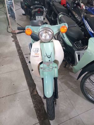 Honda Cub 50cc màu Xanh ngọc