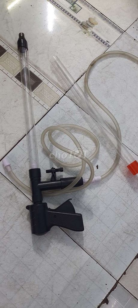 Dụng cụ thay nước bể cá hút đáy, phân. Mua bán Phụ kiện, Thức ăn, Dịch vụ tại Thành phố Dĩ An Bình Dương được đăng bởi Công Nhận Máy May hình 1
