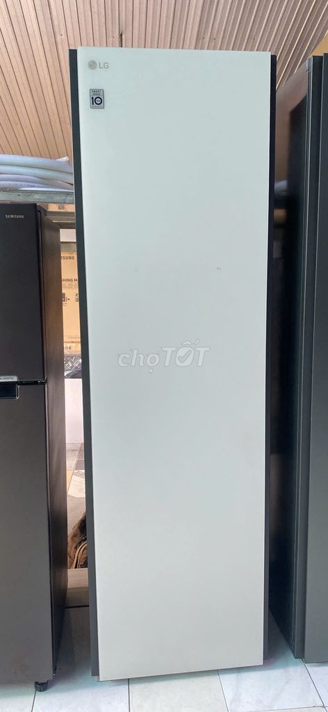 Tủ chăm sóc quần áo thông minh LG Styler Inverter