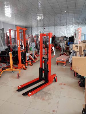 Xe nâng tay cao 500kg nâng cao 1.2m. Mua bán Phương tiện khác tại Quận 12 Tp Hồ Chí Minh được đăng bởi Trần thị Tường Vy