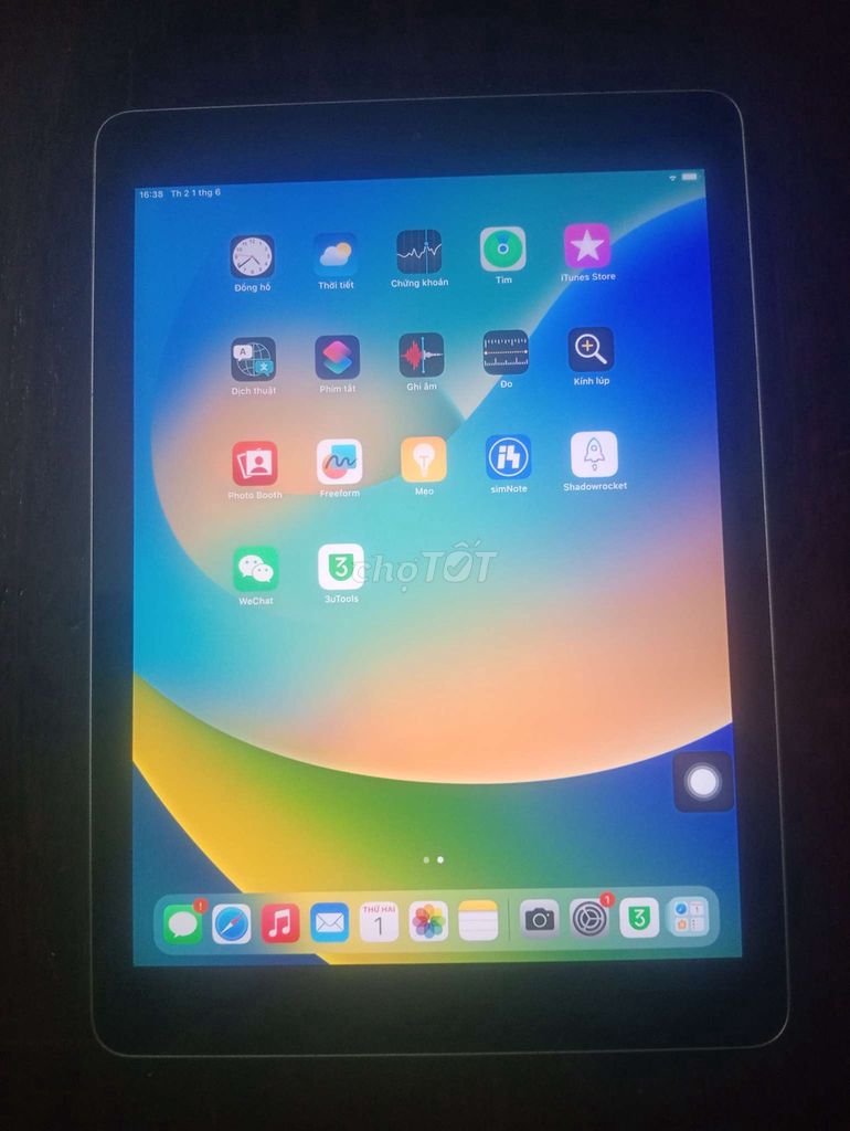 Apple iPad Gen 5 Zin đẹp mã Mỹ. Mua bán Máy tính bảng tại Quận 12 Tp Hồ Chí Minh được đăng bởi Nhi Nguyễn  hình 1