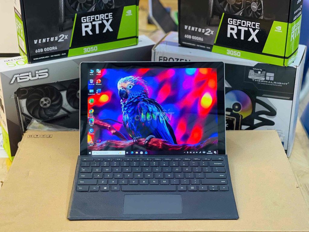 Microsoft Surface Pro 5 I5-7200U 8GB/256GB. Mua bán Laptop tại Quận Ninh Kiều Cần Thơ được đăng bởi mua bán laptop Thành Võ Cần Thơ hình 1