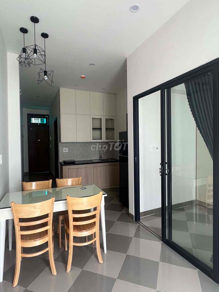 2pn full nội thất mới 100% mặt tiền 235 Tố Hữu