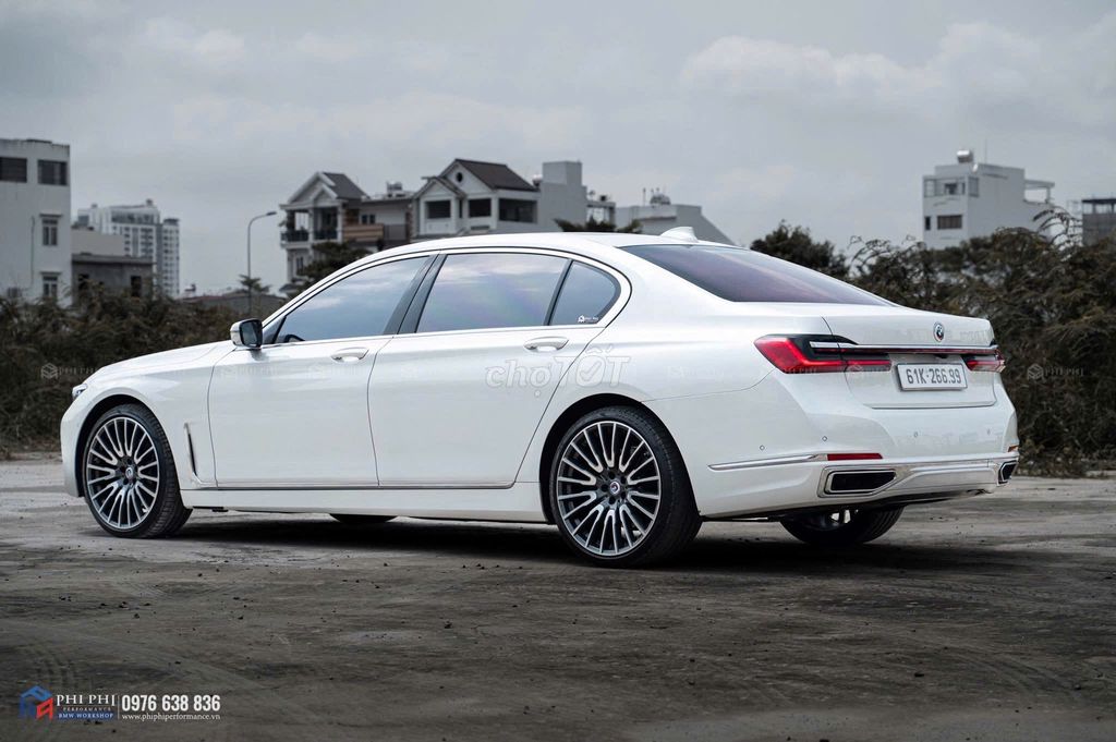 BMW 740Li Pure Excellence 2020 - 19.000Km. Mua bán Ô tô tại Thành phố Thủ Đức Tp Hồ Chí Minh được đăng bởi Diễm Mi hình 4