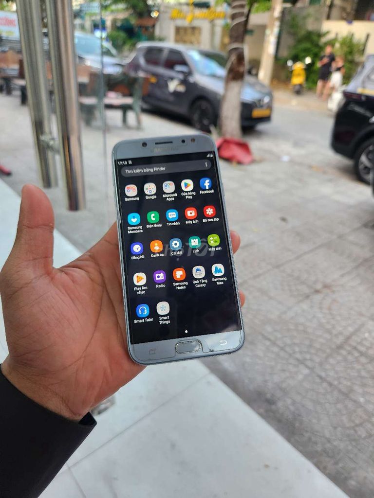 Samsung J7 Pro Xám. Mua bán Điện thoại tại Quận Sơn Trà Đà Nẵng được đăng bởi Tú hình 1
