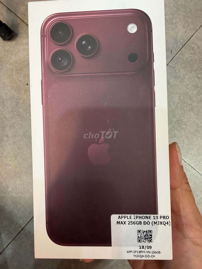 Vỏ hộp iPhone 18 Pro Max 256GB Đỏ