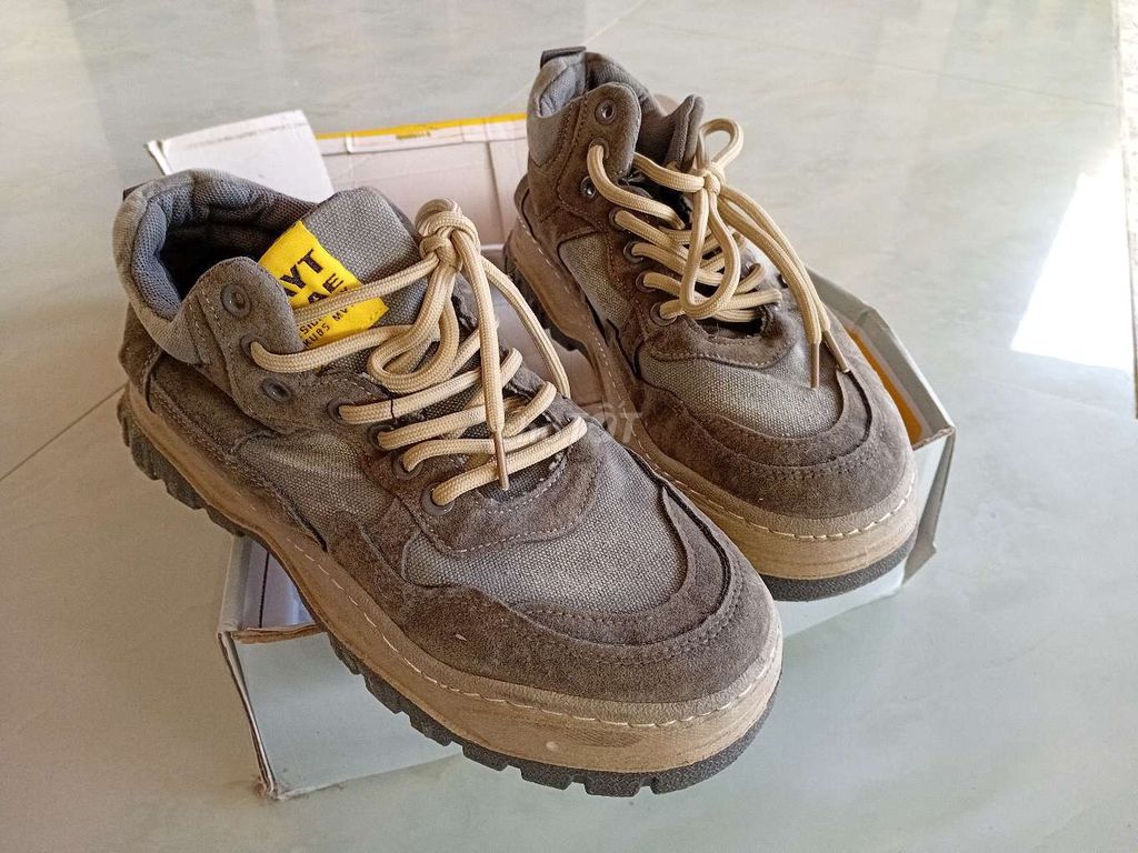 Giày thể thao nam vải da lộn. Mua bán Giày dép tại Thành phố Quảng Ngãi Quảng Ngãi được đăng bởi Phòng hình 1