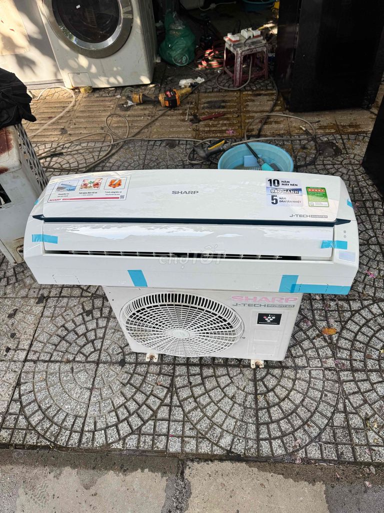 Thanh lý máy lạnh Sharp inveter 1.0HP còn mới tin. Mua bán Máy lạnh, điều hoà tại Quận Thanh Khê Đà Nẵng được đăng bởi Phúc Đỗ hình 1