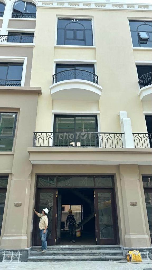 Таунхаус в Vinhomes Ocean Park 2, 75м², 10 млрд