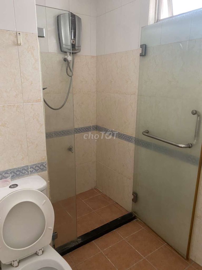 CH 1PN 1WC 52m nhà trống (mlanh, mnn) 9tr ở liền