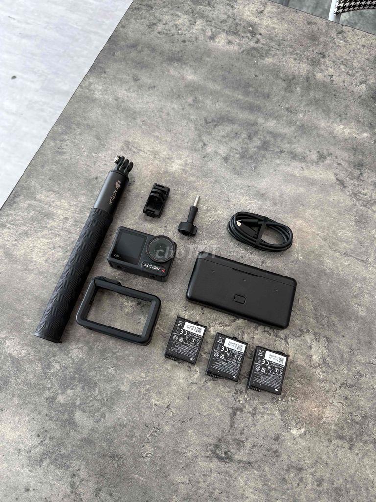 DJI Action 4 Combo. Mua bán Máy ảnh, Máy quay tại Huyện Gia Lâm Hà Nội được đăng bởi Vũ Văn Thượng hình 1
