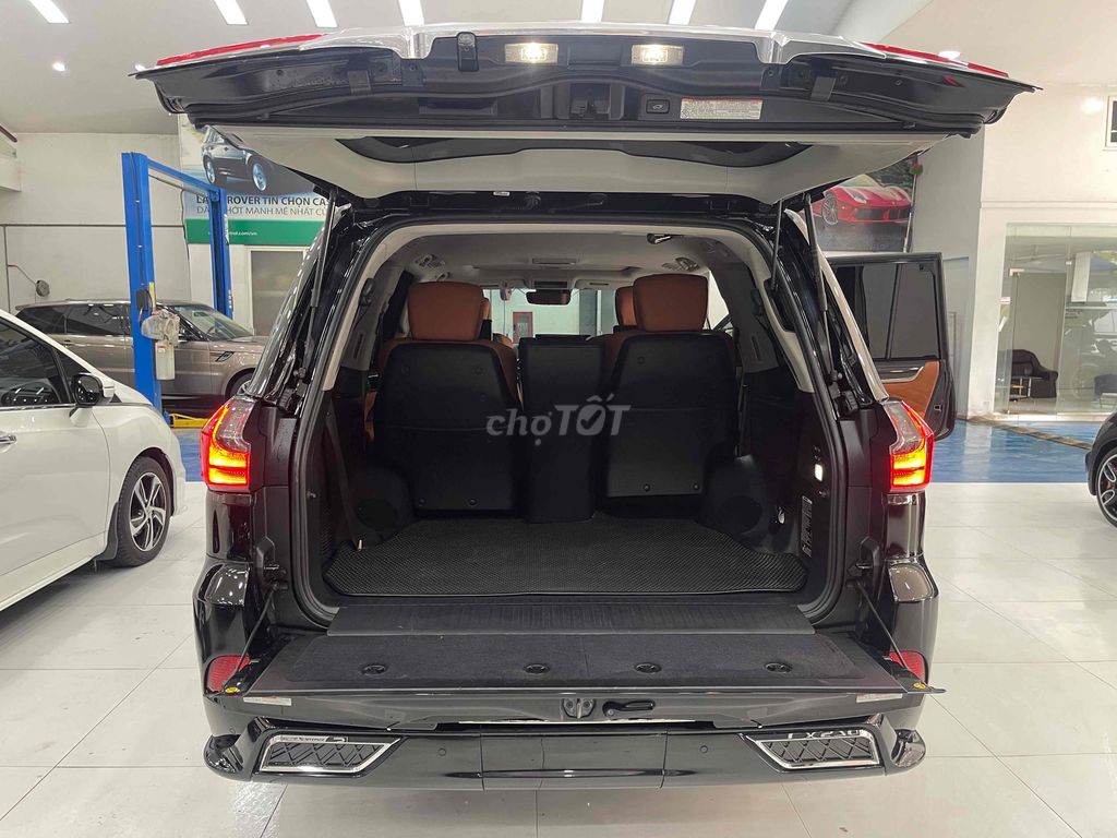 xe LX570 sx 2015 - 106,000 km. Mua bán Ô tô tại Quận Tân Bình Tp Hồ Chí Minh được đăng bởi Nguyễn Văn Lâm hình 6