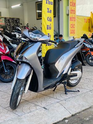 SH 150 ABS 2019 siêu đẹp 1 chủ mua mới chuẩn zin✅. Mua bán Xe máy tại Quận Ninh Kiều Cần Thơ được đăng bởi Hiếu Xe máy Tân Liên Hưng 2