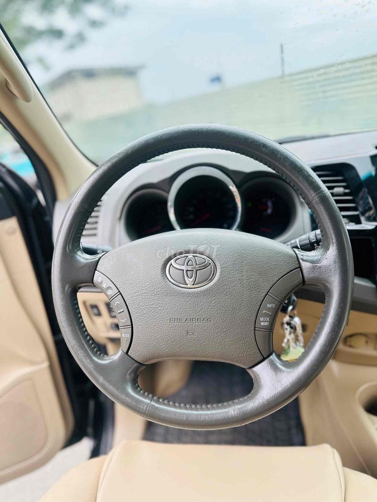 Toyota Fortuner 2011 2.7V -. Mua bán Ô tô tại Quận 1 Tp Hồ Chí Minh được đăng bởi AUTO 380 hình 14