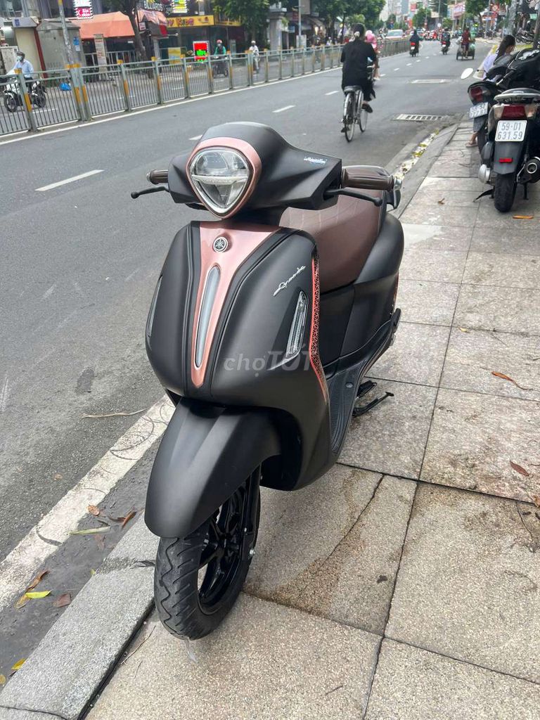 Yamaha Grande ABS 2023 черный б/у