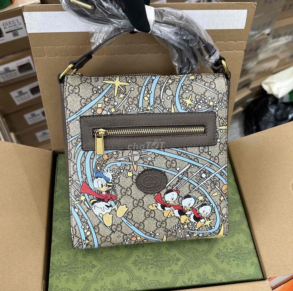 Tổng Hợp 14 Mẫu Túi Nam GC Dáng Đứng. Mua bán Túi xách tại Quận Bình Tân Tp Hồ Chí Minh được đăng bởi Trúc Phương hình 1