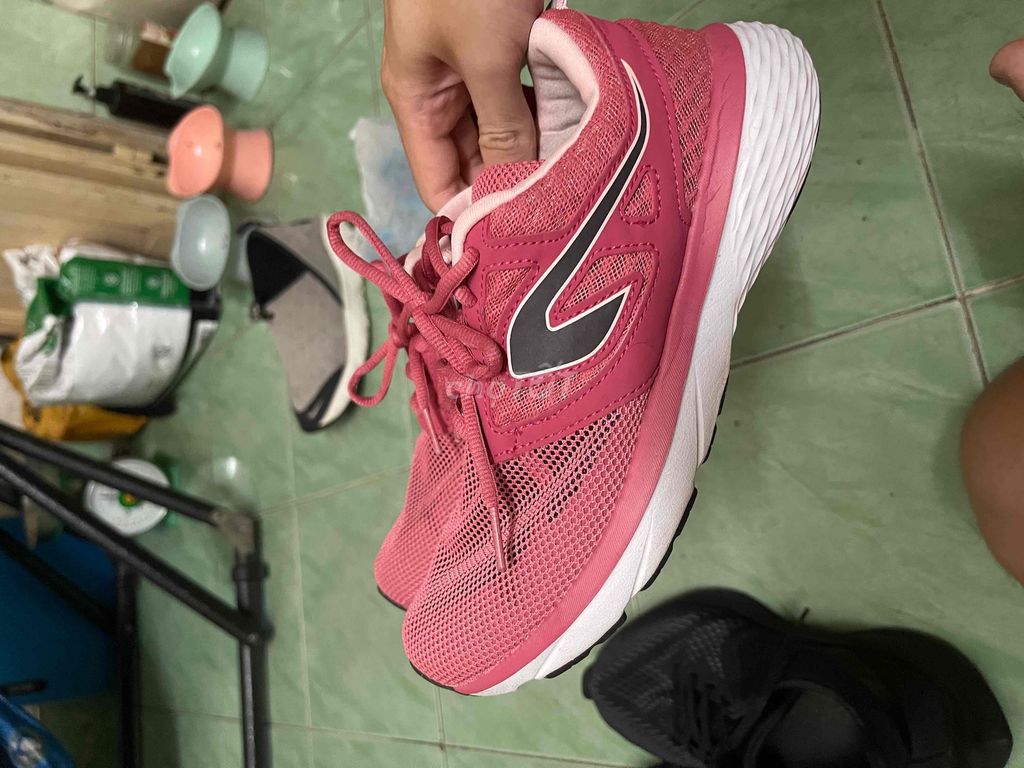 Giày nữ Kalenji size 39