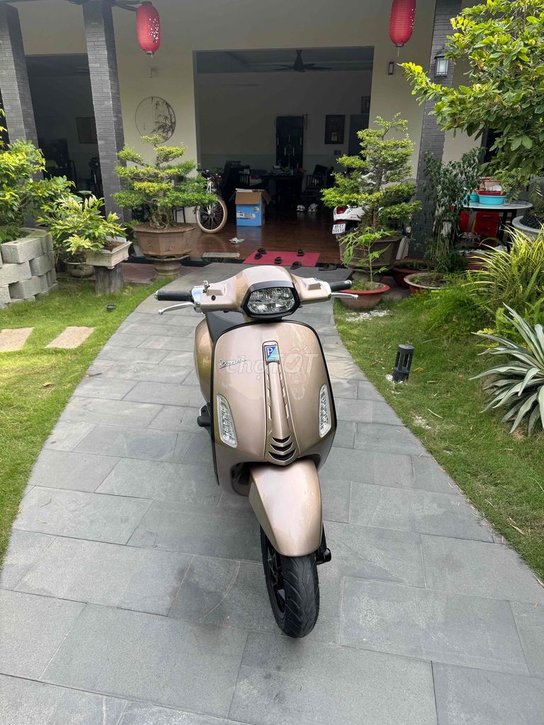 Vespa 125 Tech Nâu Đồng odo 409 km như mới