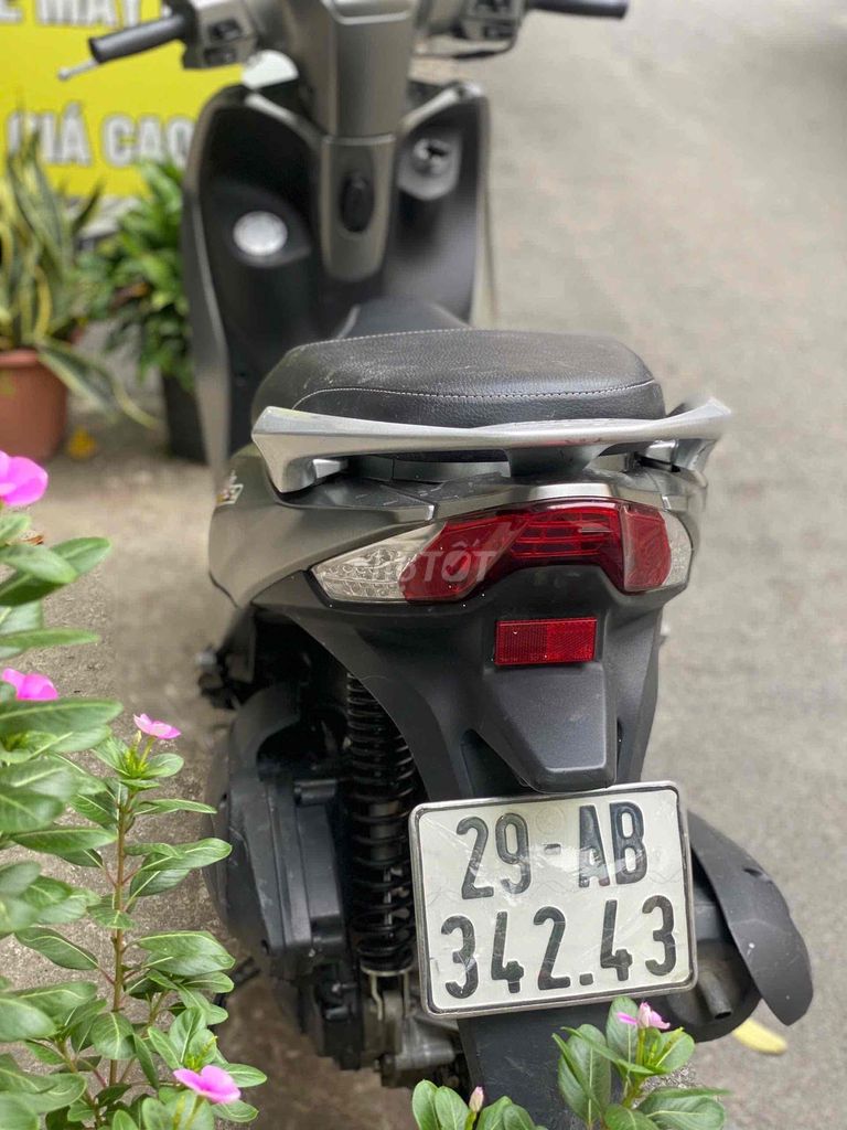 Kymco hermosa 50cc biển Hà Nội. Mua bán Xe máy tại Quận Nam Từ Liêm Hà Nội được đăng bởi Xe Máy Tấn Hiền  hình 5