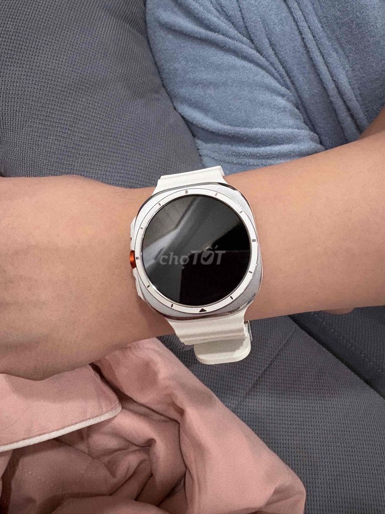 Samsung Galaxy Watch 5 ultra 2025 Trắng Đã sử dụng. Mua bán Thiết bị đeo thông minh tại Quận 7 Tp Hồ Chí Minh được đăng bởi Minh Tâm hình 1
