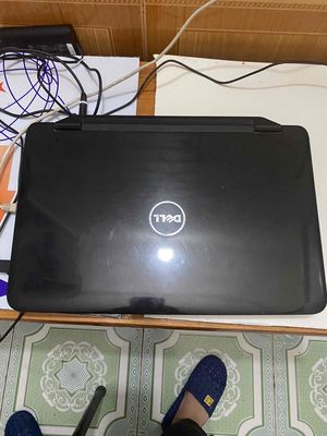 Laptop Dell Inspiron N3520 2322G50W8