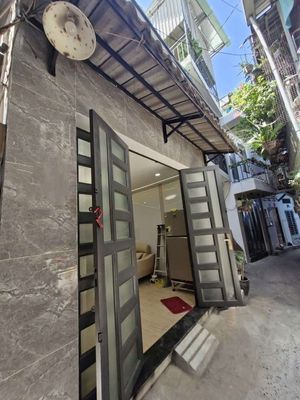 Nhà phố 40 m² · 3 PN · Đường Bùi Đình Tuý